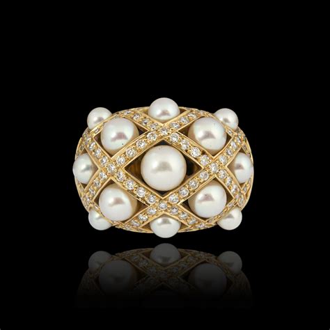 bague chanel perle